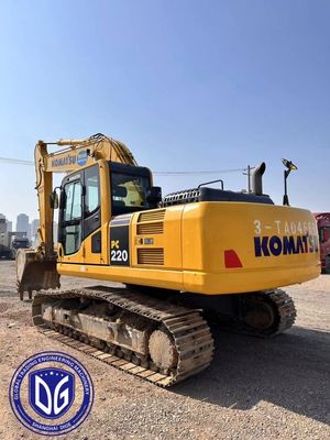 Excavadora PC220-8 con sistema de transmisión avanzado