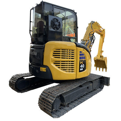 Excavadora hidráulica Komatsu PC40 de 4 toneladas con capacidad de cubo de 0,14 m3 y radio máximo de excavación de 5510 mm