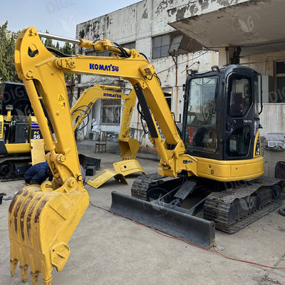 Excavadora hidráulica Komatsu PC40 de 4 toneladas con capacidad de cubo de 0,14 m3 y radio máximo de excavación de 5510 mm