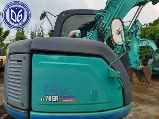Excavadora Kobelco de 7 toneladas de uso Sk70 con sistemas de enfriamiento eficientes