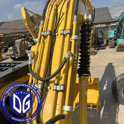 Excavadora USED PC200-7 bien conservada con capacidad de manejo de materiales eficiente