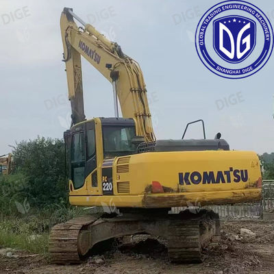 Rendimiento fiable Excavadora USED PC220-8 con agarre y tracción mejorados