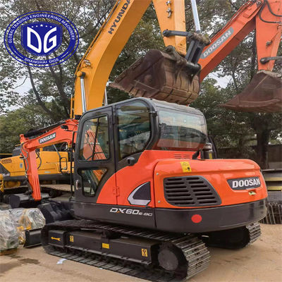 Seguro y estable DX60 Excavadora Usada Doosan 6 toneladas Mini Usada con totalmente actualizado