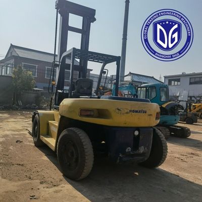 Camión elevador Komatsu usado de 10 t FD100 con máquina hidráulica fuerte