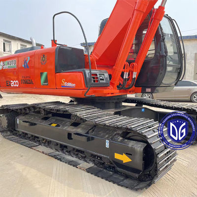 Libere todo el potencial de su negocio de construcción con la excavadora Hitachi EX200