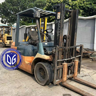 Toyota original 2.5t carretilla elevadora duradera y en buenas condiciones disponible ahora