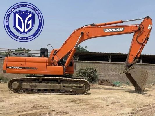 Ahorro de tiempo y mano de obra DX300LC 30t Excavadora usada Doosan con alta durabilidad