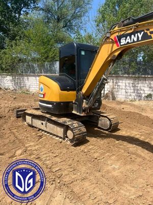 Excavadora versátil Sany SY55C para diversas aplicaciones de construcción