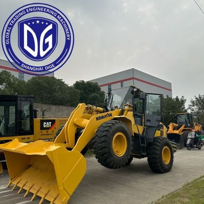 Cargador hidráulico Komatsu Wa320 versátil para el manejo rápido y fácil de materiales