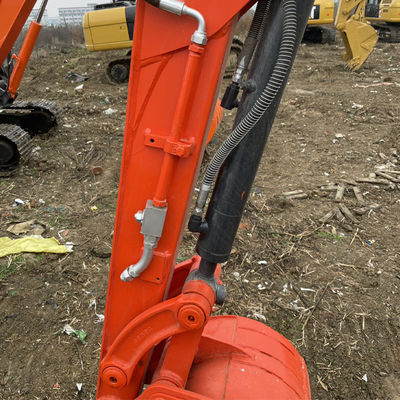 La excavadora Kubota U35 hace que su trabajo sea más rápido y fácil con un mantenimiento conveniente