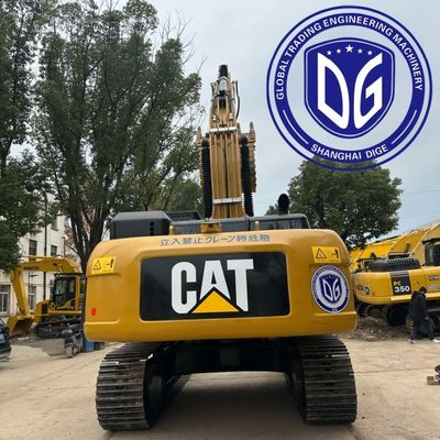 1Excavadora de orugas de gran tamaño con capacidad de cubo estándar de.5m3 y 997 horas de trabajo
