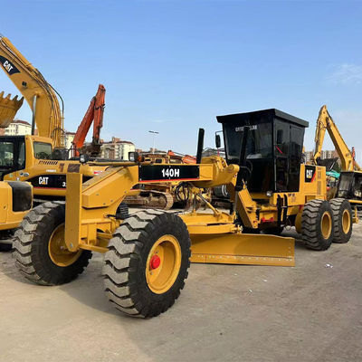 Forma de conducción hidráulica Caterpillar Grader 140h 14677kg Peso de la máquina para una clasificación precisa de la carretera