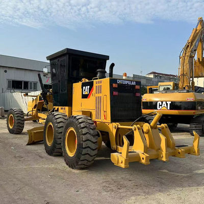 Forma de conducción hidráulica Caterpillar Grader 140h 14677kg Peso de la máquina para una clasificación precisa de la carretera