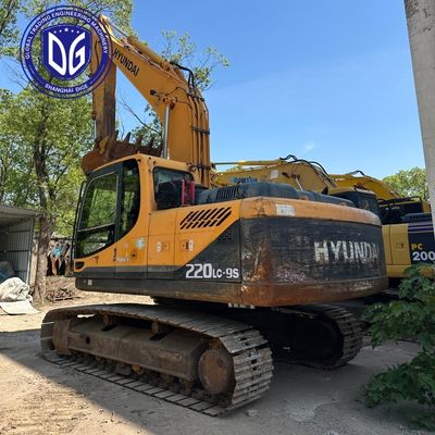 Hyundai 220LC-9S de segunda mano. Una poderosa excavadora de 22 toneladas, lista para la exportación.